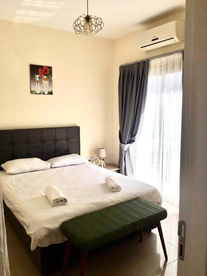 Luxury Two-Bedroom Apartment In Amazing Place Lukomorye C4 Karavas  Екстер'єр фото